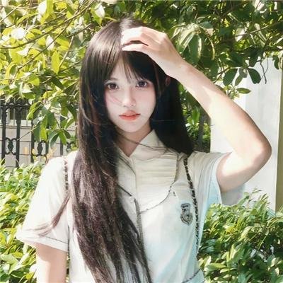 花吃了那女孩